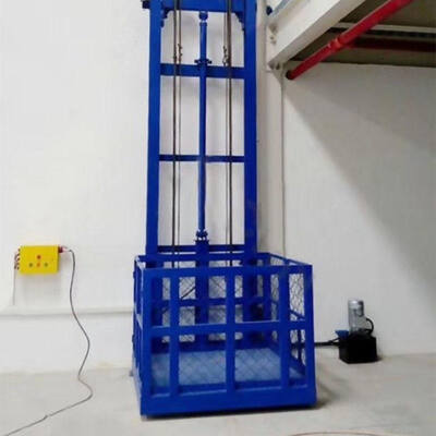 Vertikaler, an der Wand montierter elektrischer hydraulischer Lastenaufzug für Lager